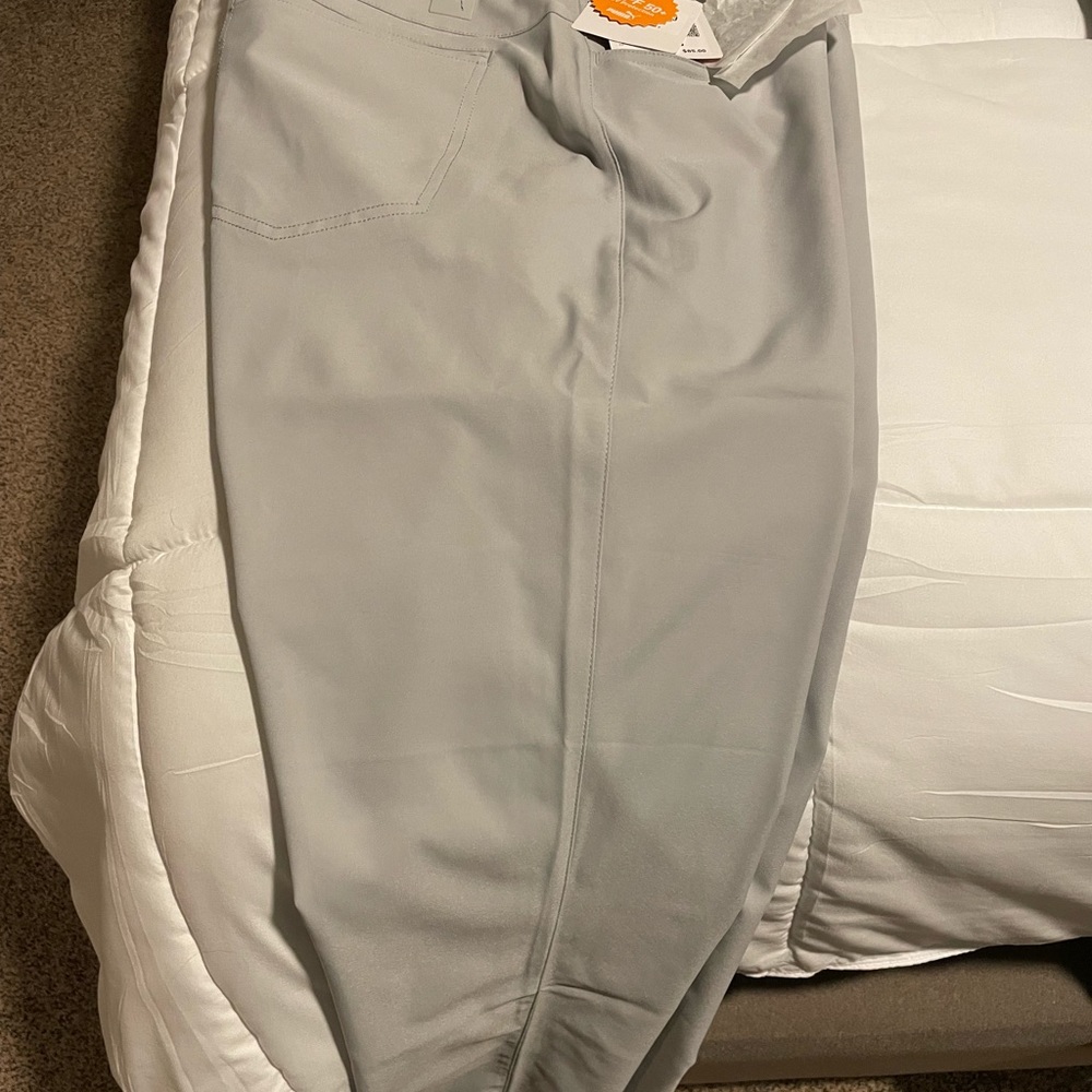 Puma mens stretch golf pant. NWT